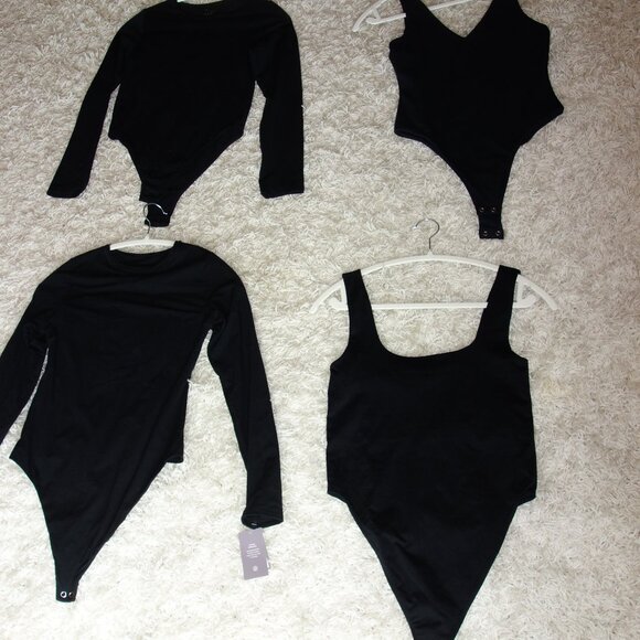 Set 4 Bodysuits - Sizes S and M - NEW - Picture 5 of 16